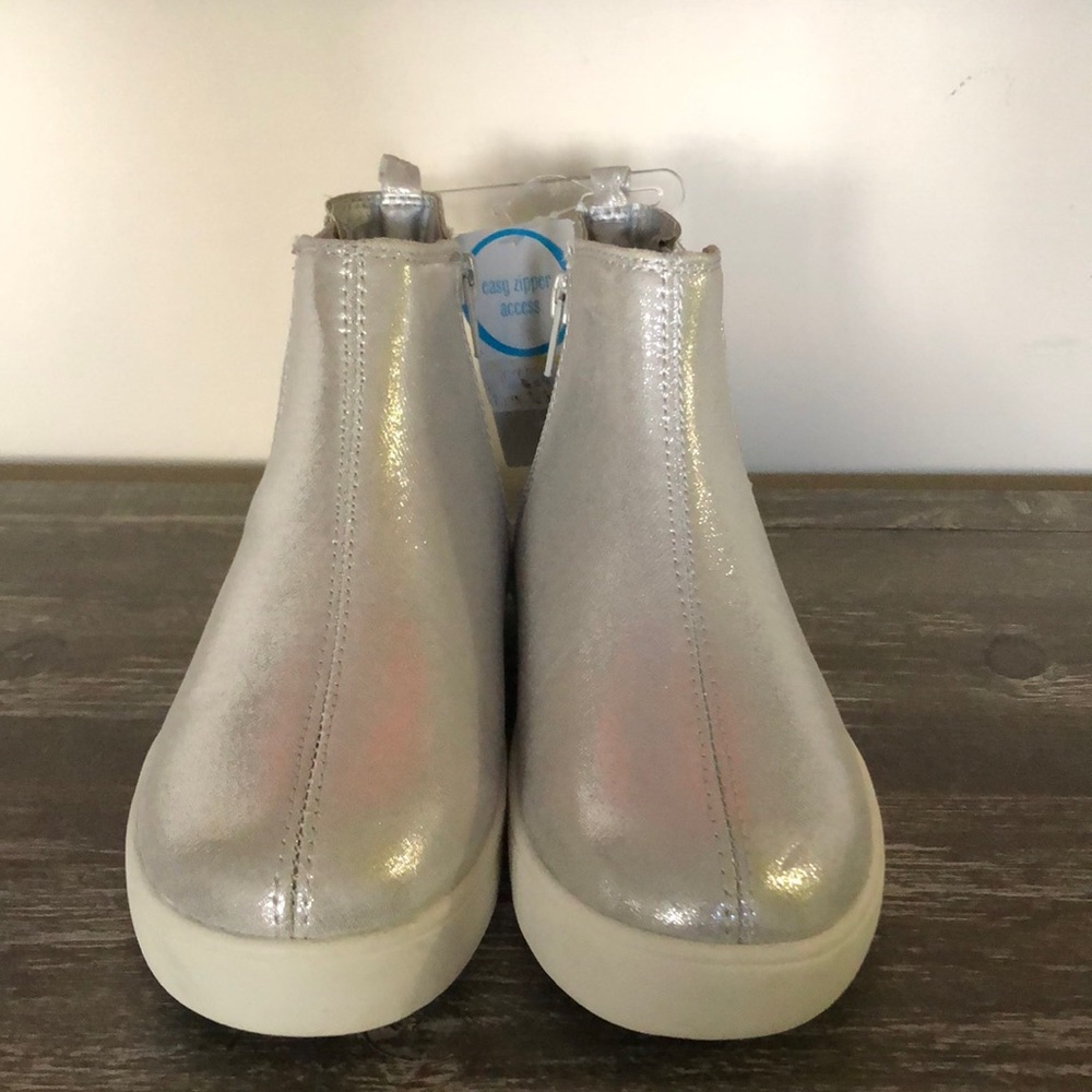 Carters Chelsea sneaker